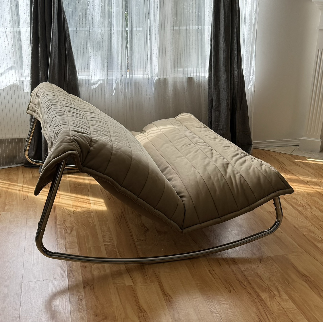 Vintage danish rocking chair image indicator(5)