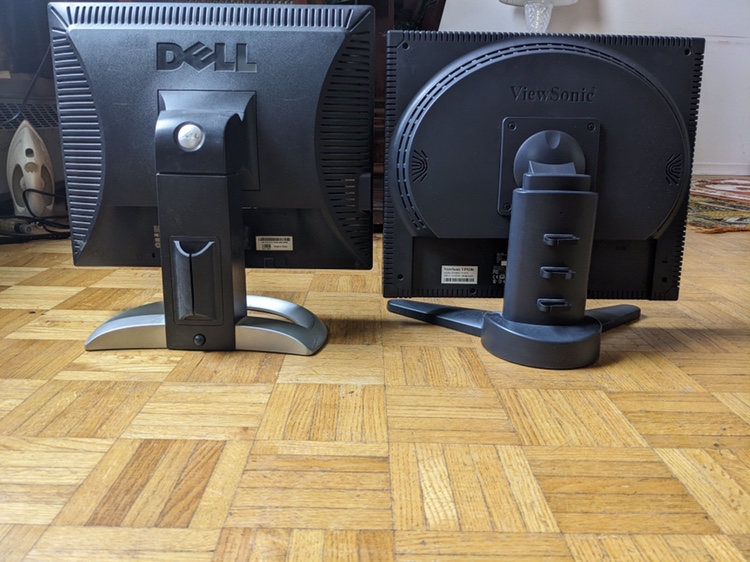 2 Monitors Available image indicator(4)