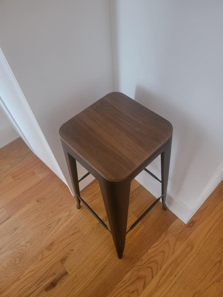 stool brown