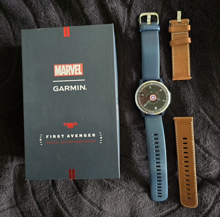 Garmin smartwatch - special edition Marvel