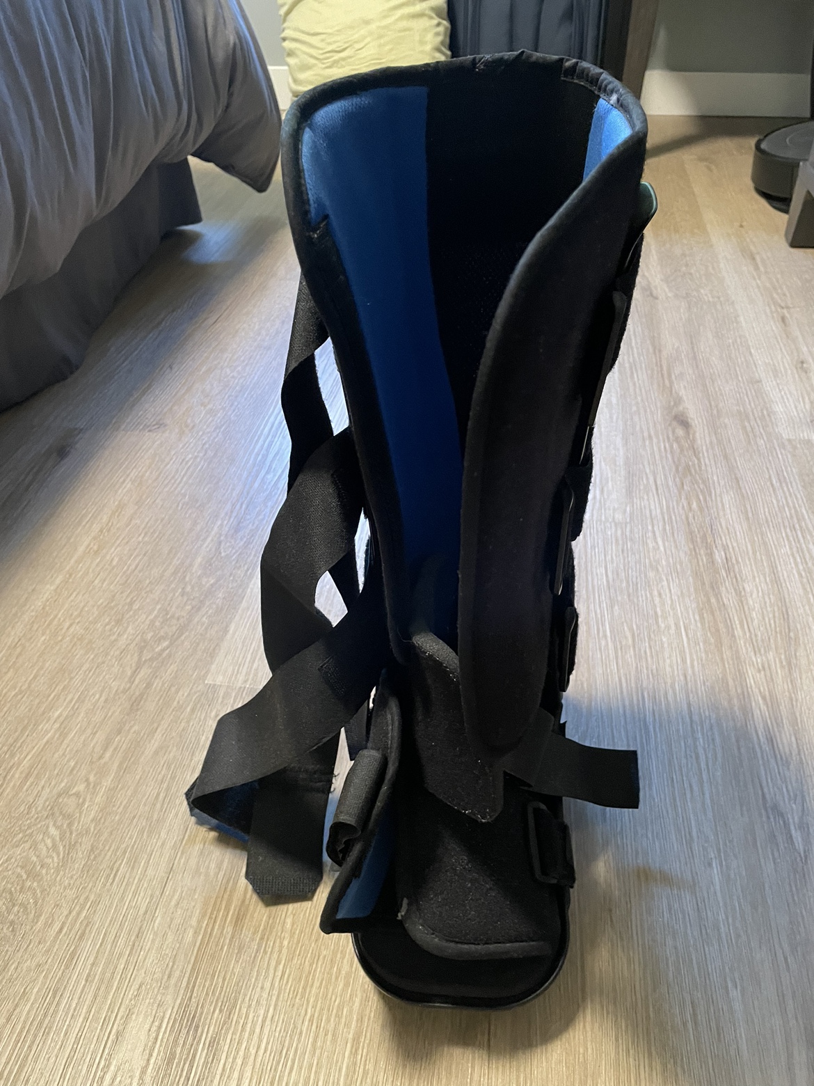 Walking Boot image indicator(2)