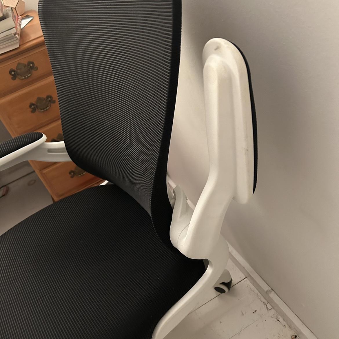 Office chair - photo 3