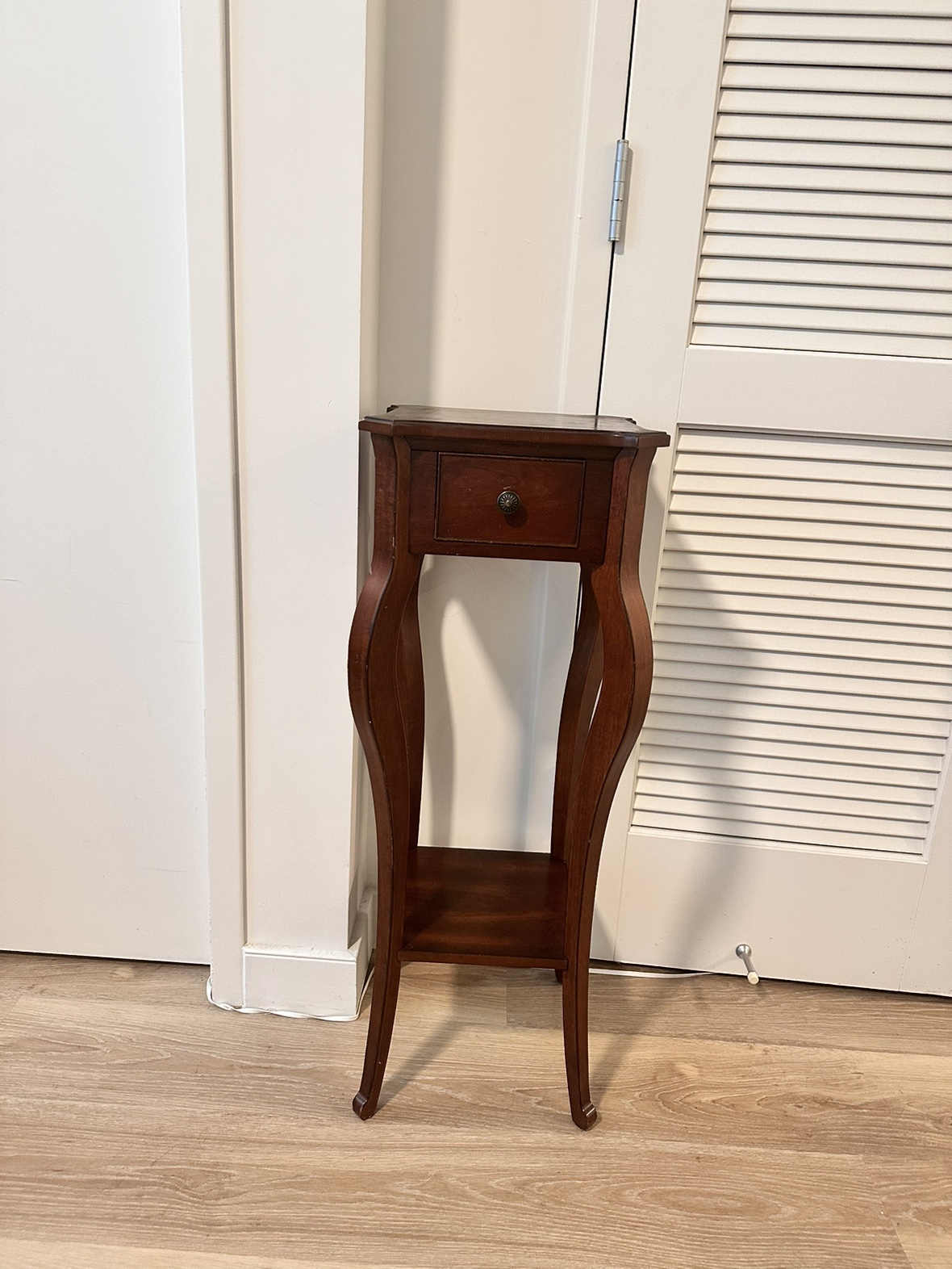 Solid Wood Corner Table for Sale - photo 2