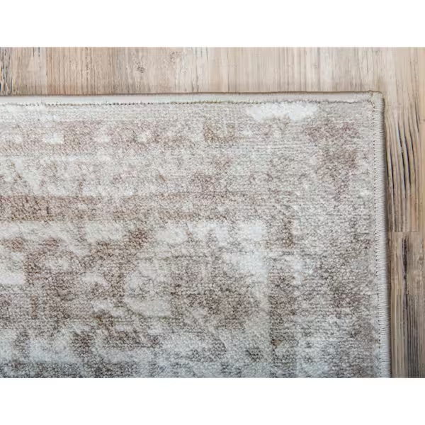 Medallion Area Rug - photo 4