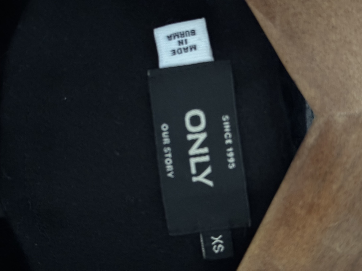 Women’s XS Trench Coat image indicator(3)