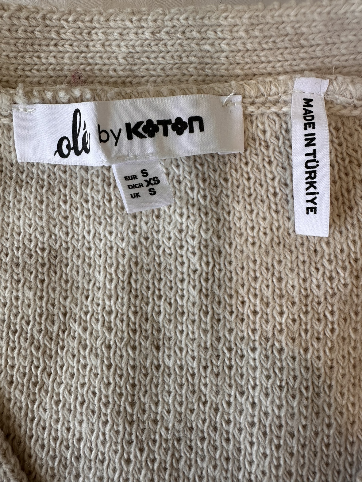 ⚽️ Knitted cropped vest image indicator(3)