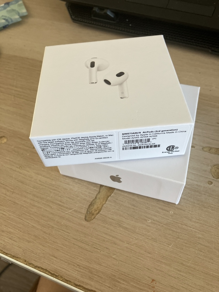 (authentic)AirPods 3rd gen brand new comes with everything