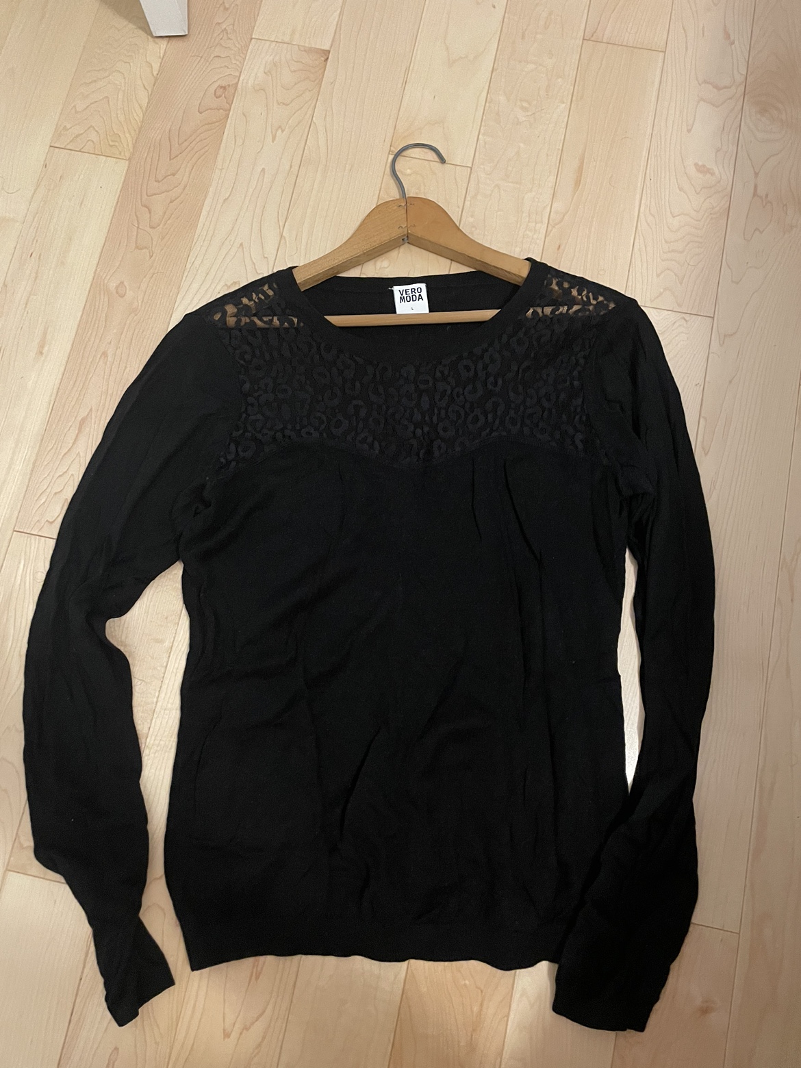 Vera Moda women’s sweater - small size thumbnail