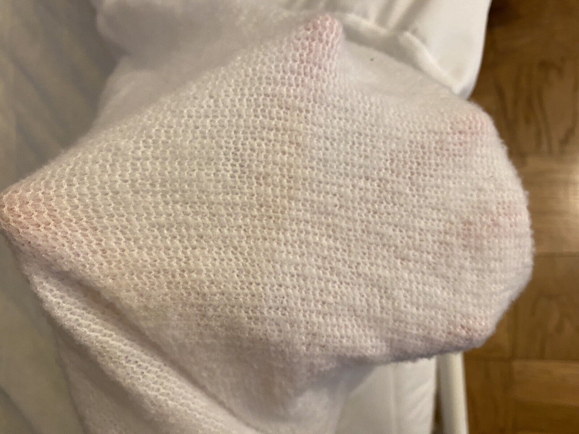 Target FULL Comfort Quilted Mattress Pad Stretch Grip Design image indicator(8)