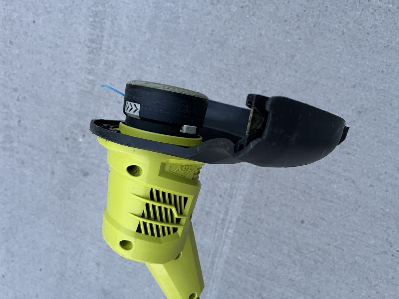 Ryobi 18v Hybrid Mower + Trimmer Combo - photo 2