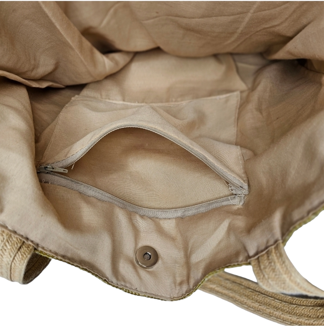 Paper Straw Tote Bag with Gold Stripes image indicator(4)