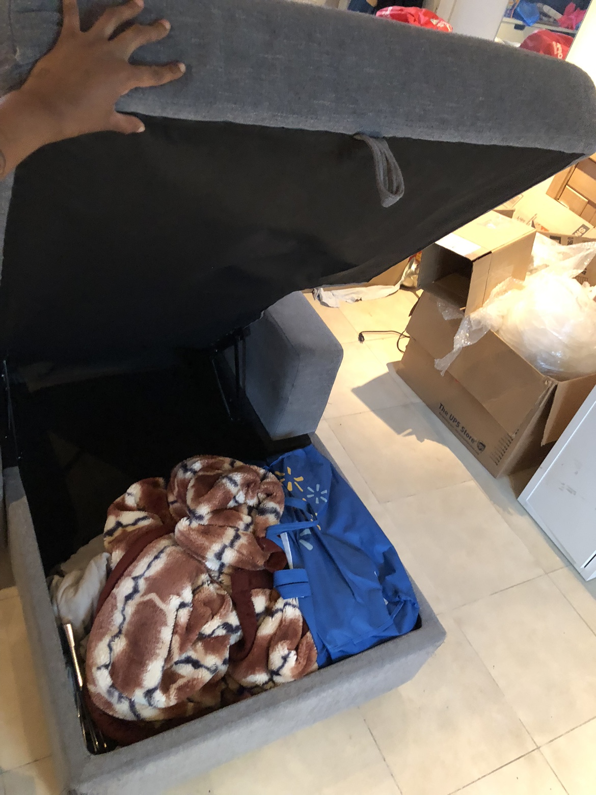 must go by today july 31st - sectional couch - photo 3