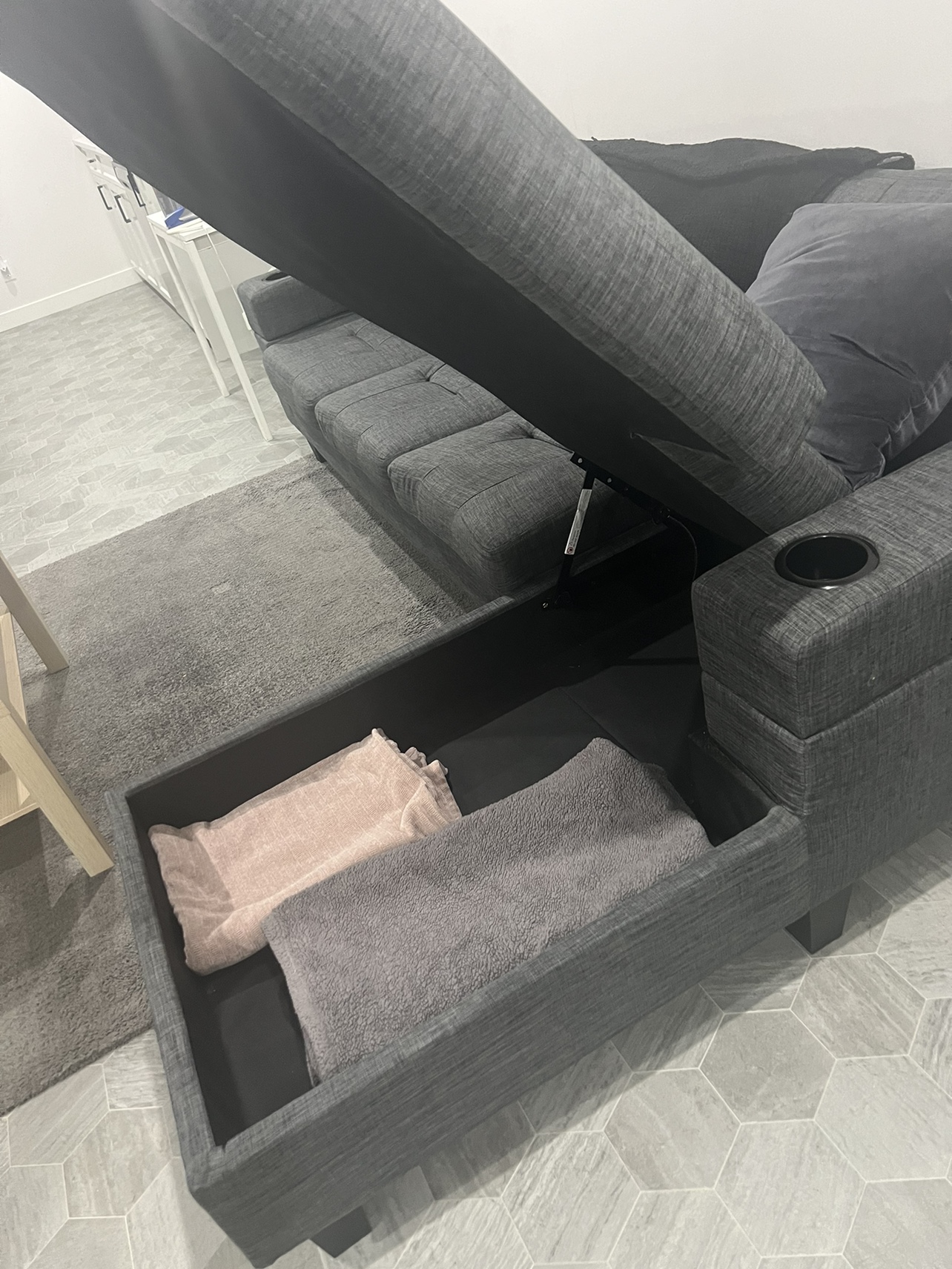 Sectional Couch for Sale - photo 4