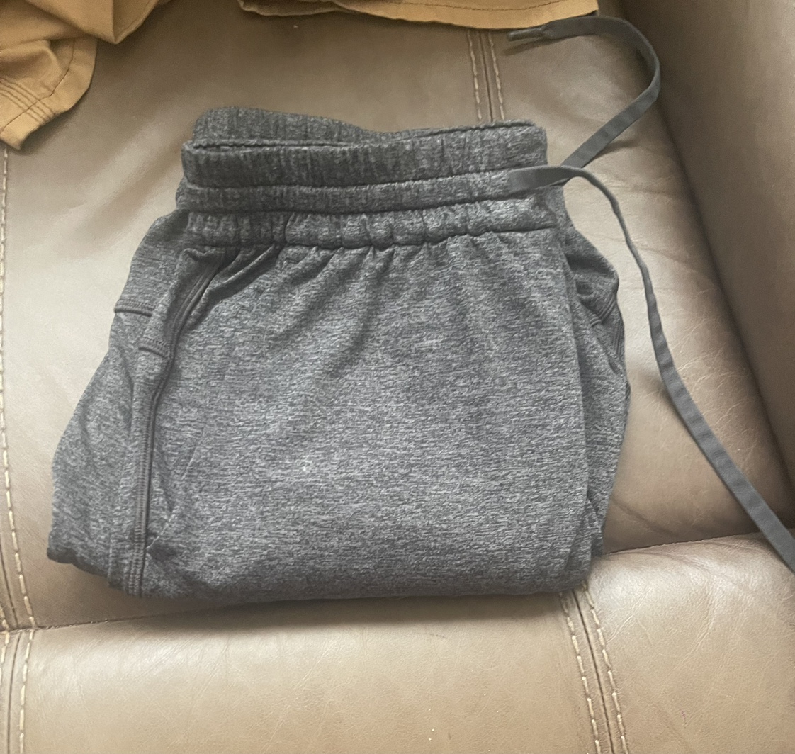 Lululemon men soft joggers - photo 2