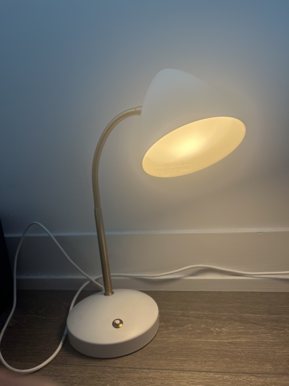 IKEA LED work lamp white/brass color image indicator(2)
