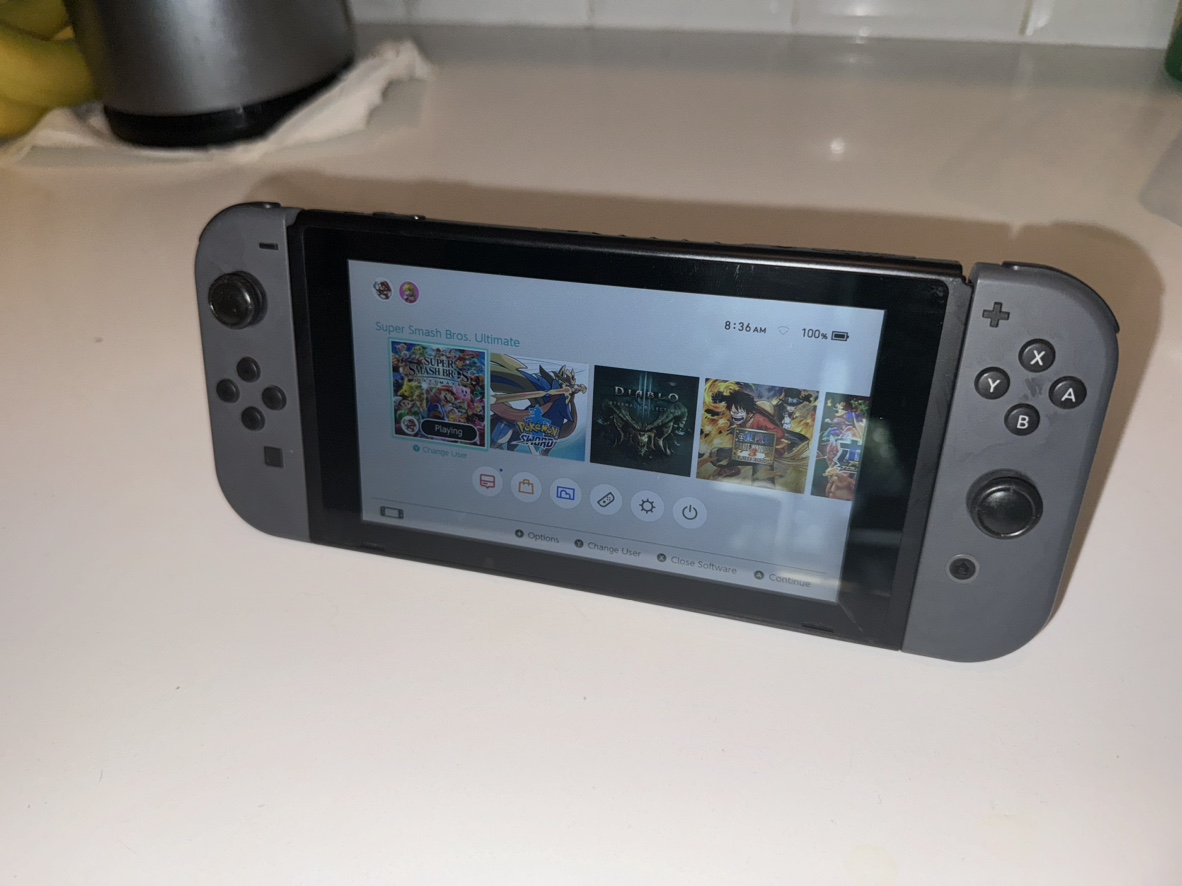 Nintendo Switch - photo 3