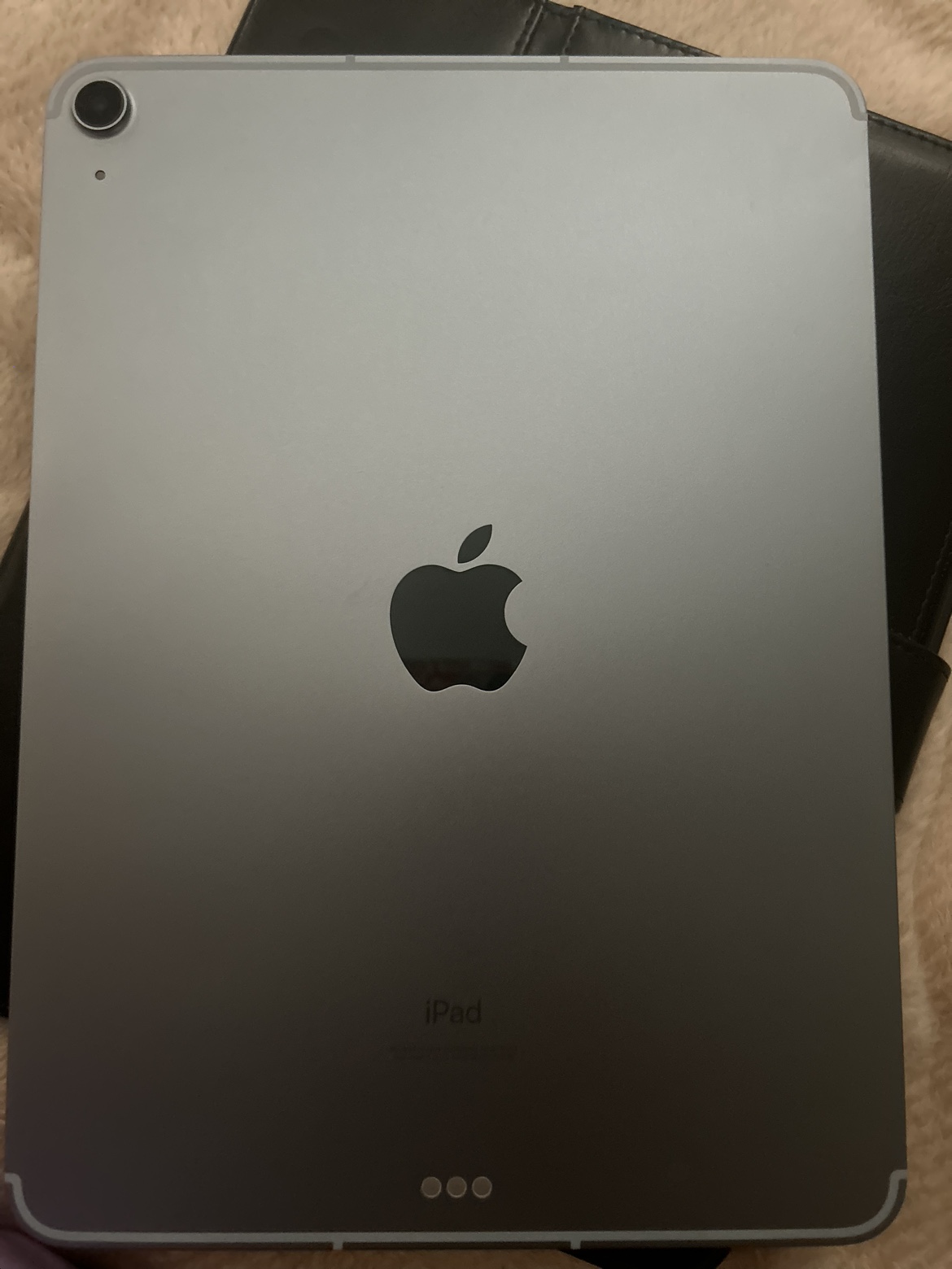 iPad Air - 4th Generation - photo 2