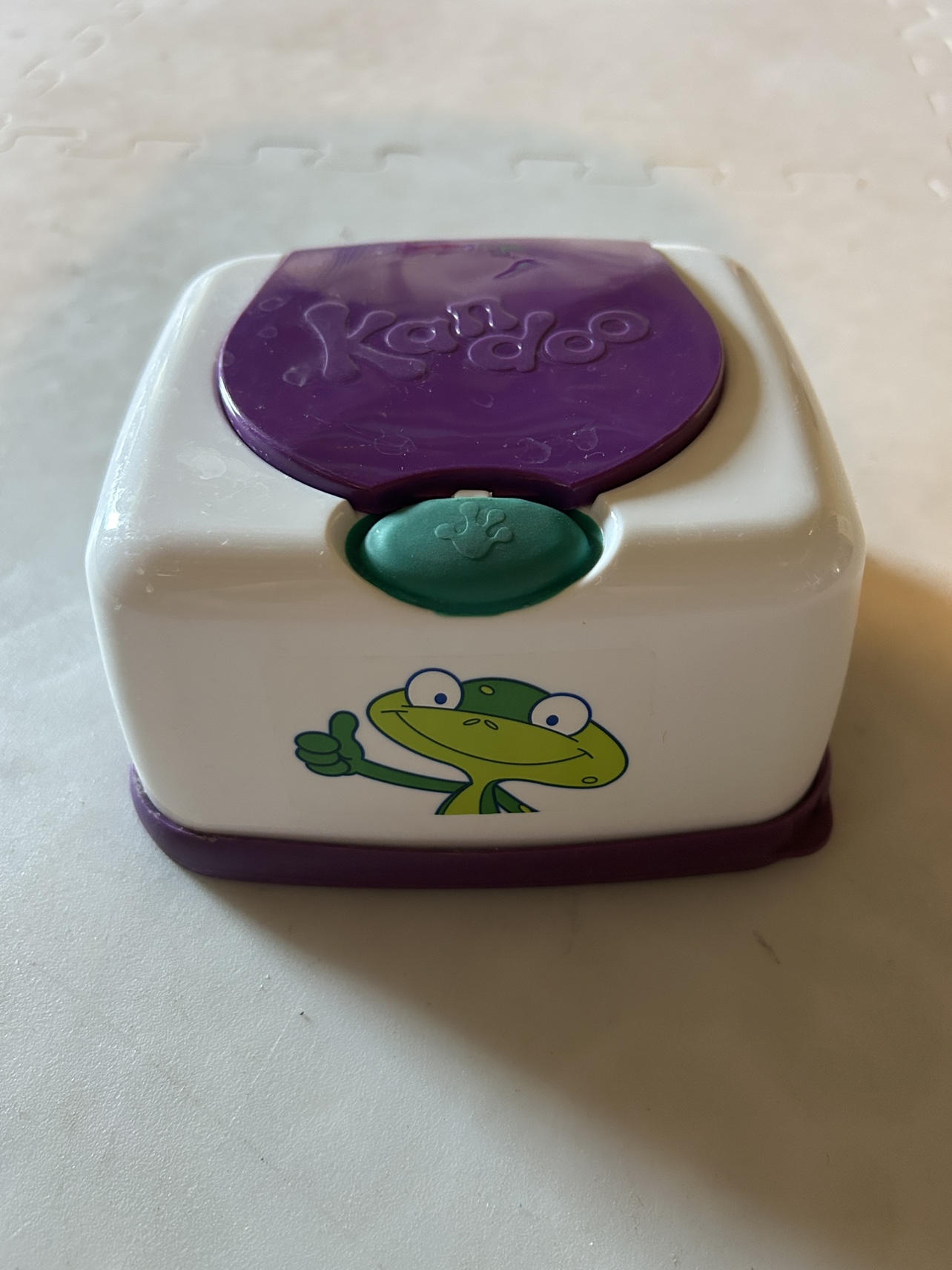 Kandoo WIPE DISPENSERS