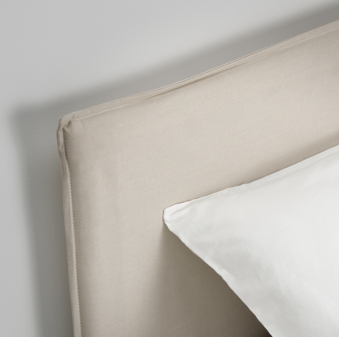 Bed with mattress - photo 3