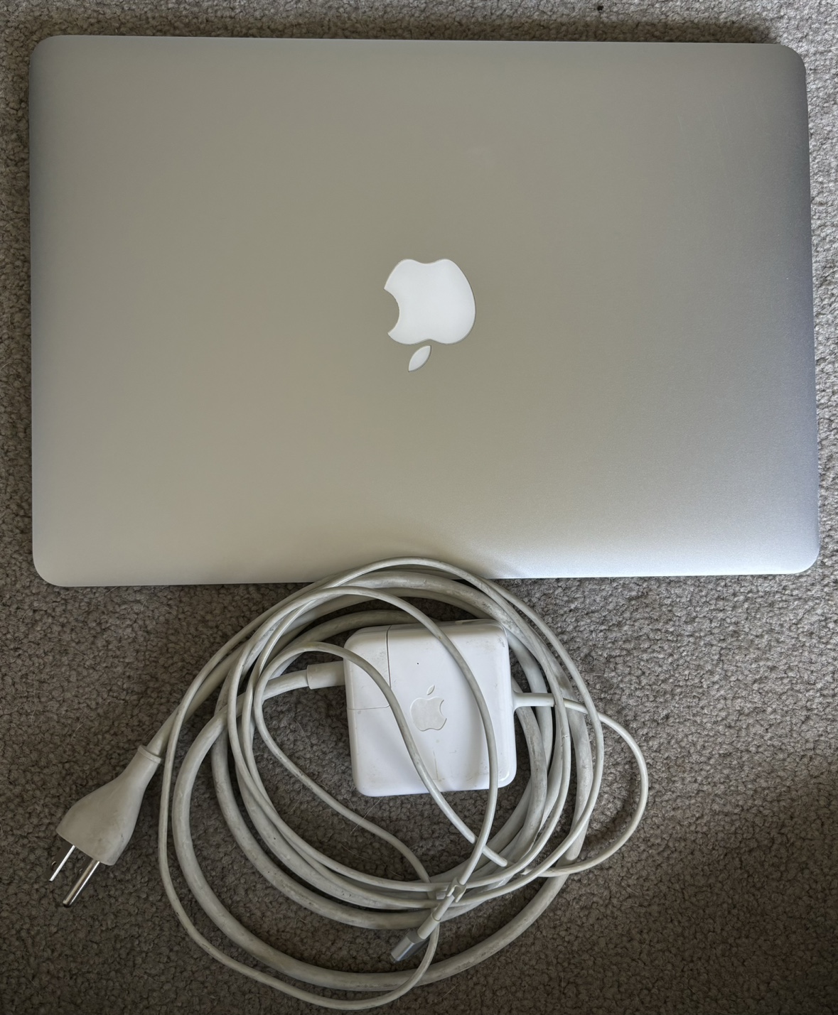 MacBook Air 13” Laptop - photo 2