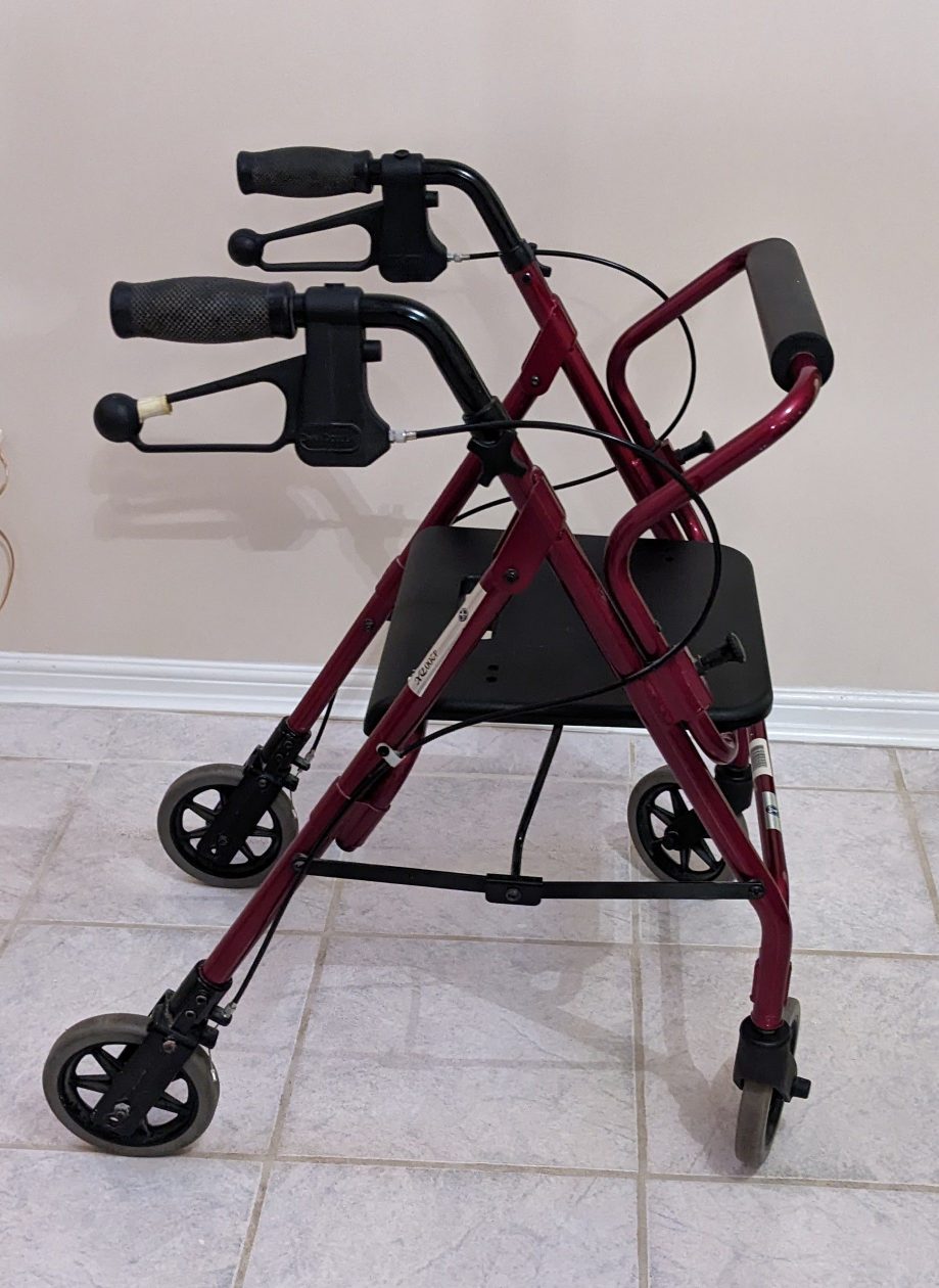 Nexus 1 Seated Rolling Walker Rollator image indicator(2)
