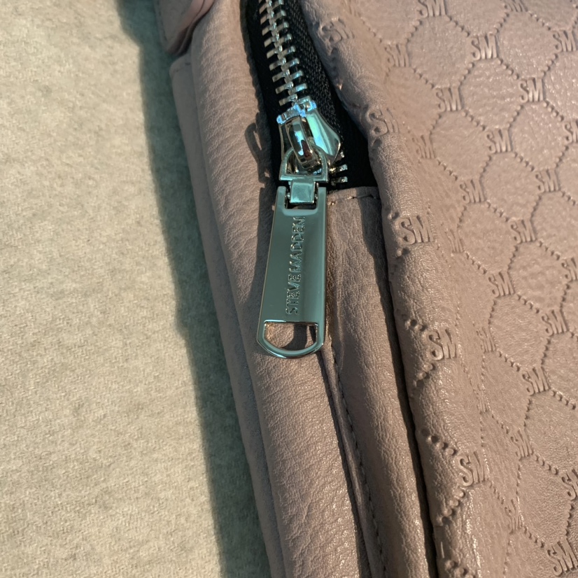 New Steve Madden Faux Leather Mauve/Pink Blush Crossbody Purse image indicator(3)