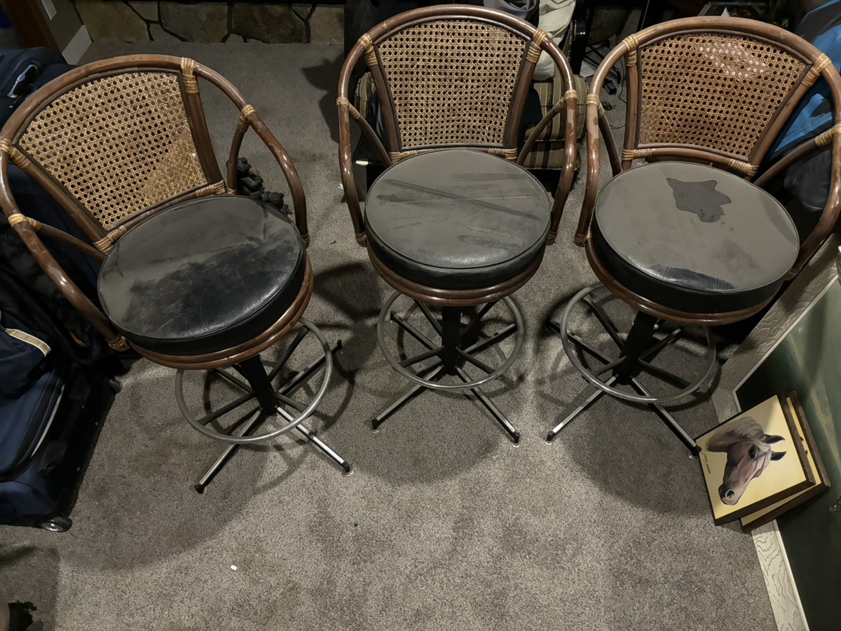 Bar stools - photo 3