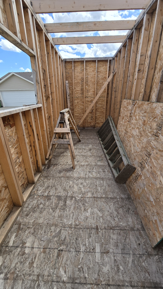 Partially Constructed Shed #freecycle - photo 3