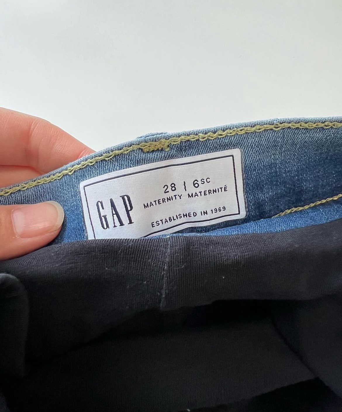 maternity jeans pants image indicator(2)