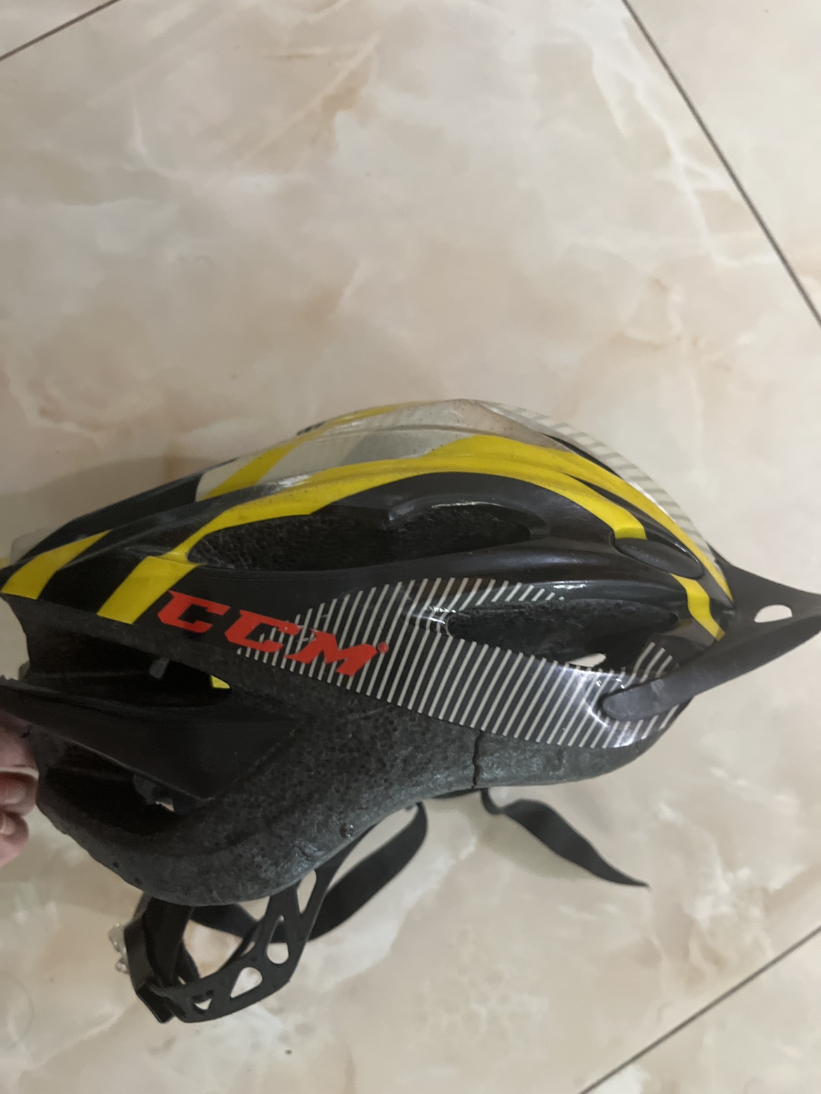 CCM Youth Bike Helmet  adjustable - photo 3