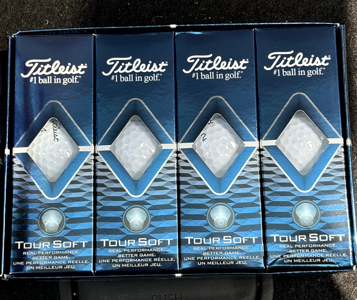 titleist golf balls tour soft - photo 2