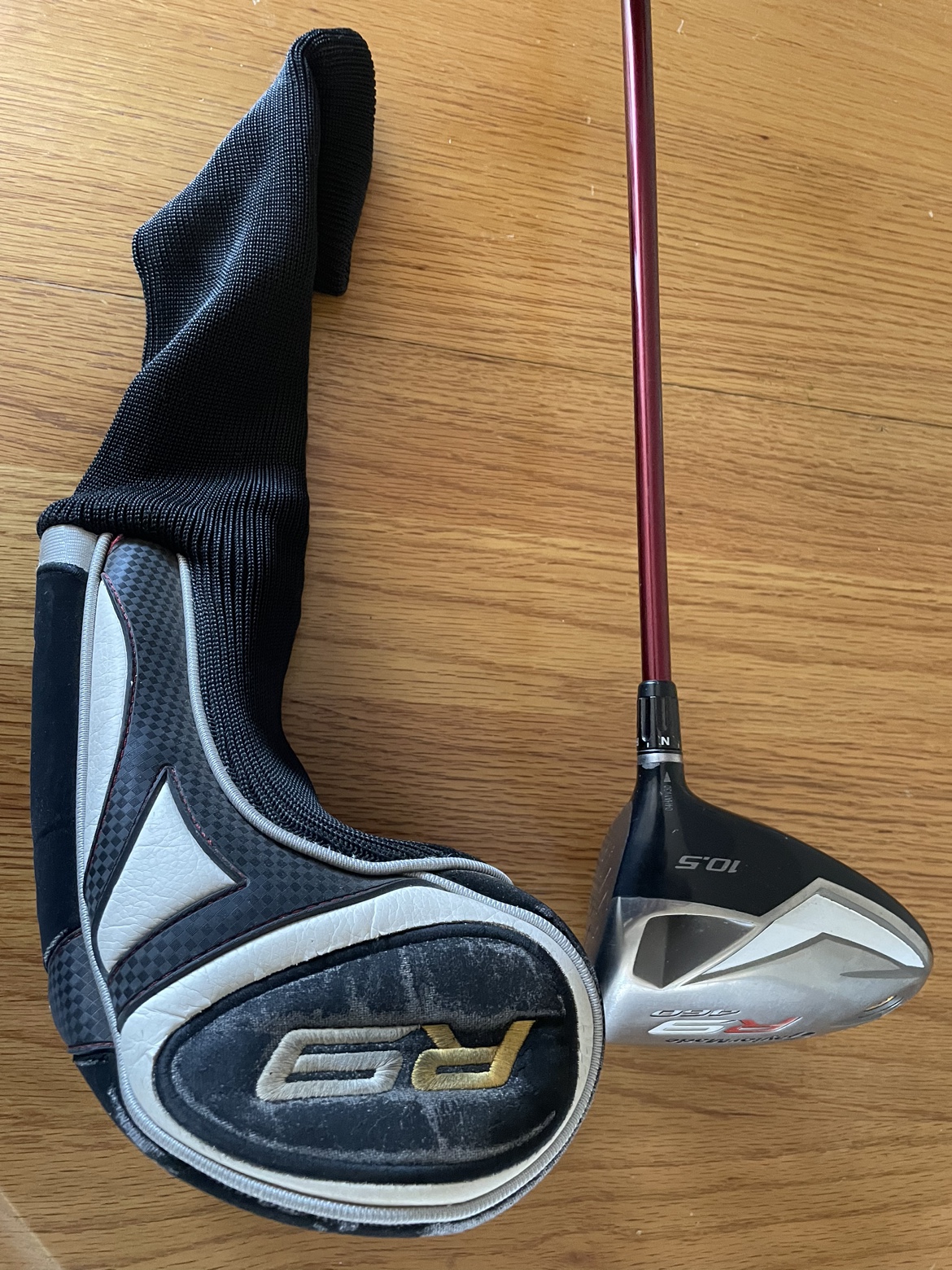 TaylorMade R9 driver (right handed)