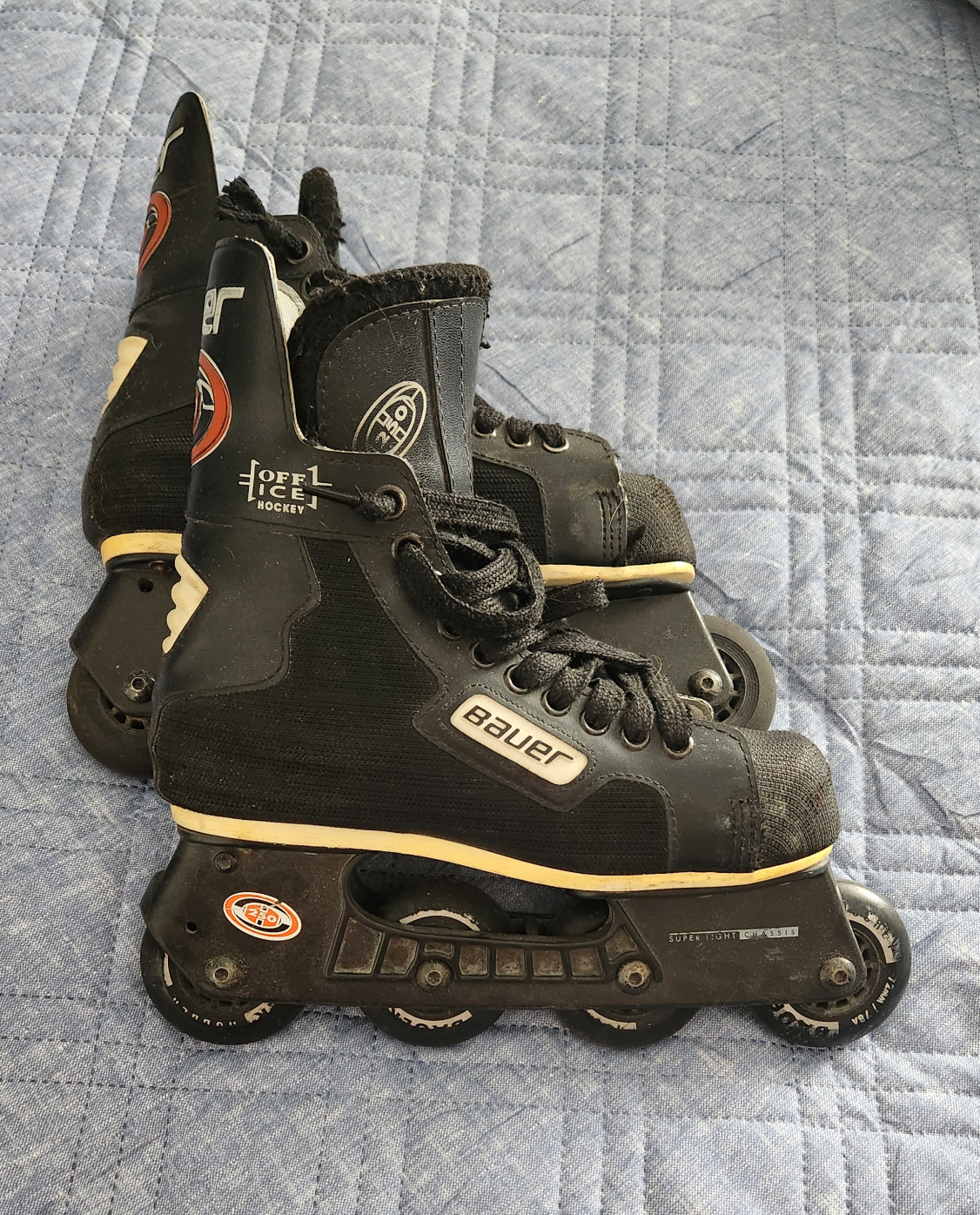Roller blades jr size 6 = ladies 8
