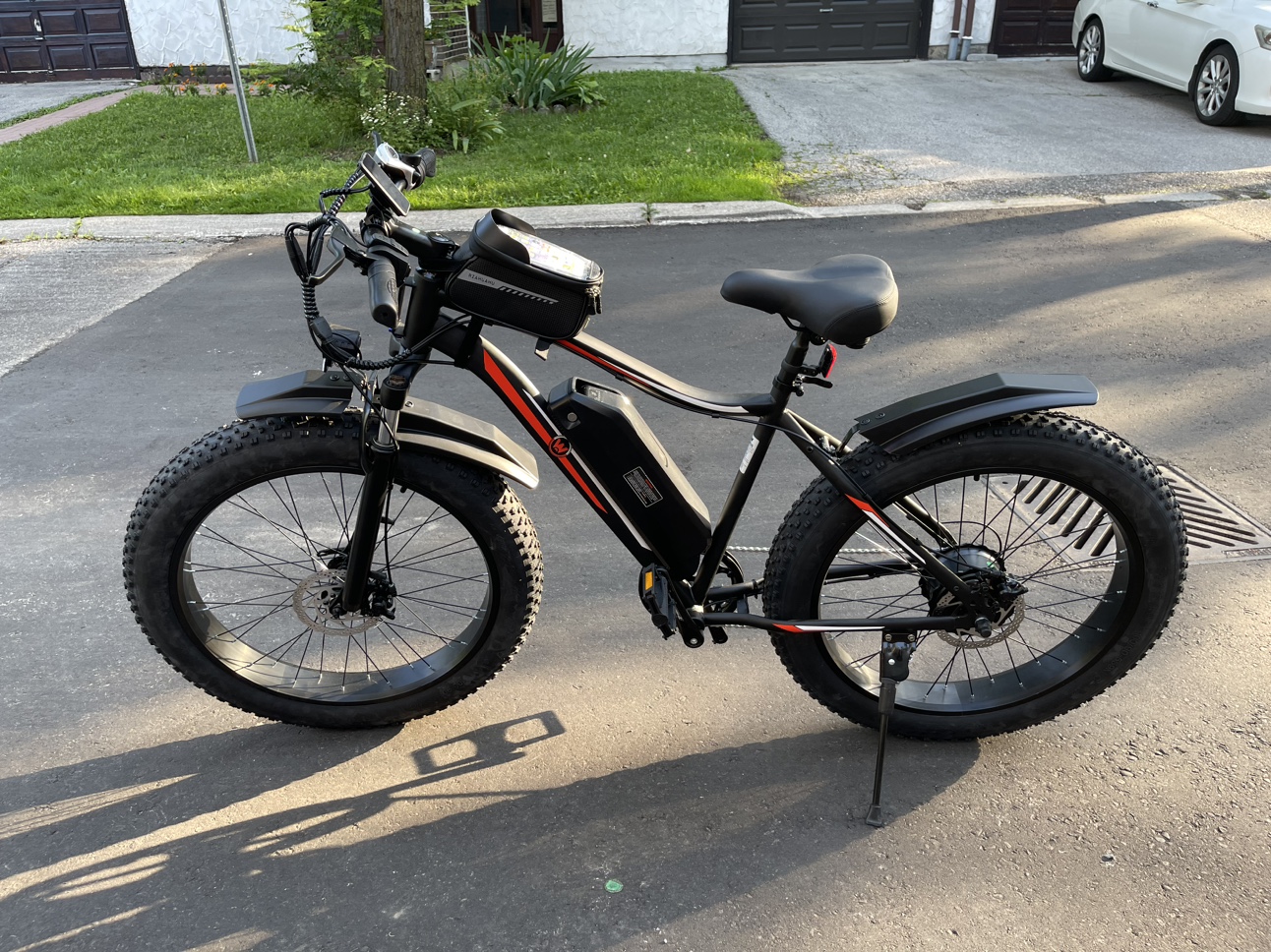 Taurus 26" X 4.0" 48V Electric Bike Fat Tire