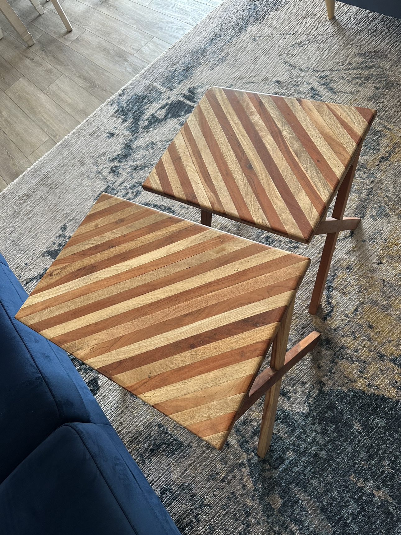 Two Nesting table