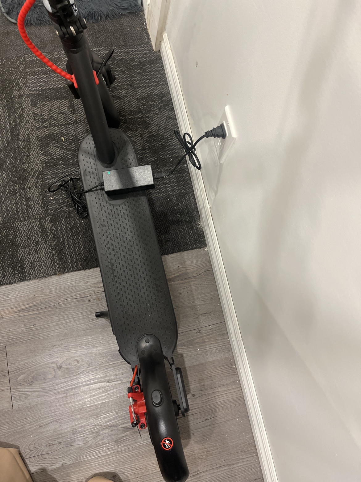 Electric scooter - photo 2