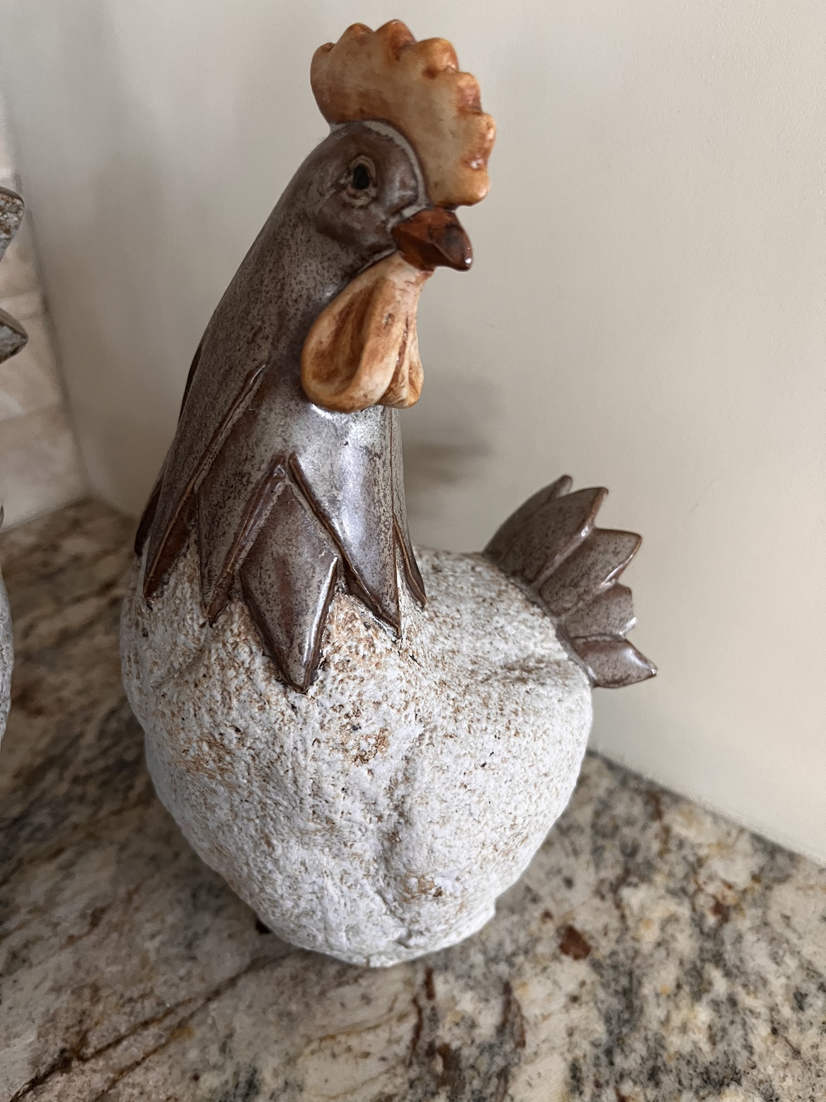 Decorative Ceramic Chickens image indicator(3)