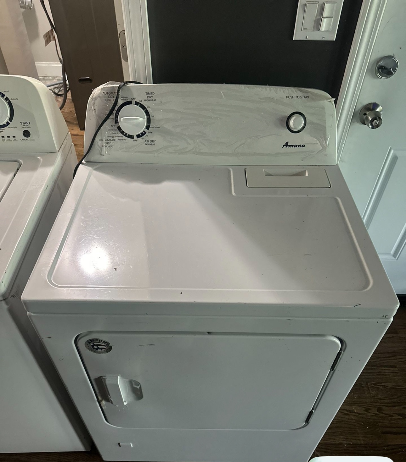 Washer and dryer set - photo 2