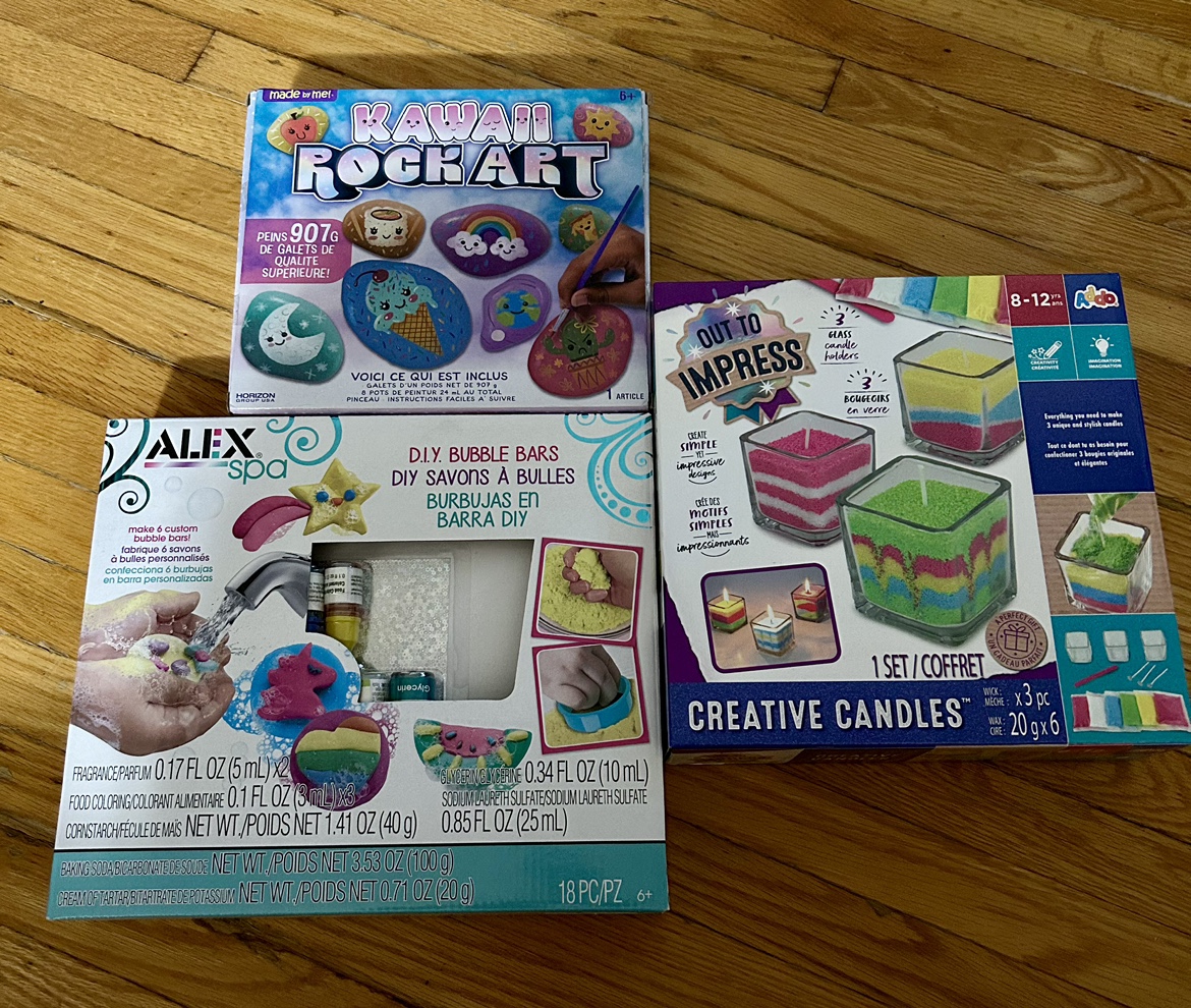 3 arts & crafts sets