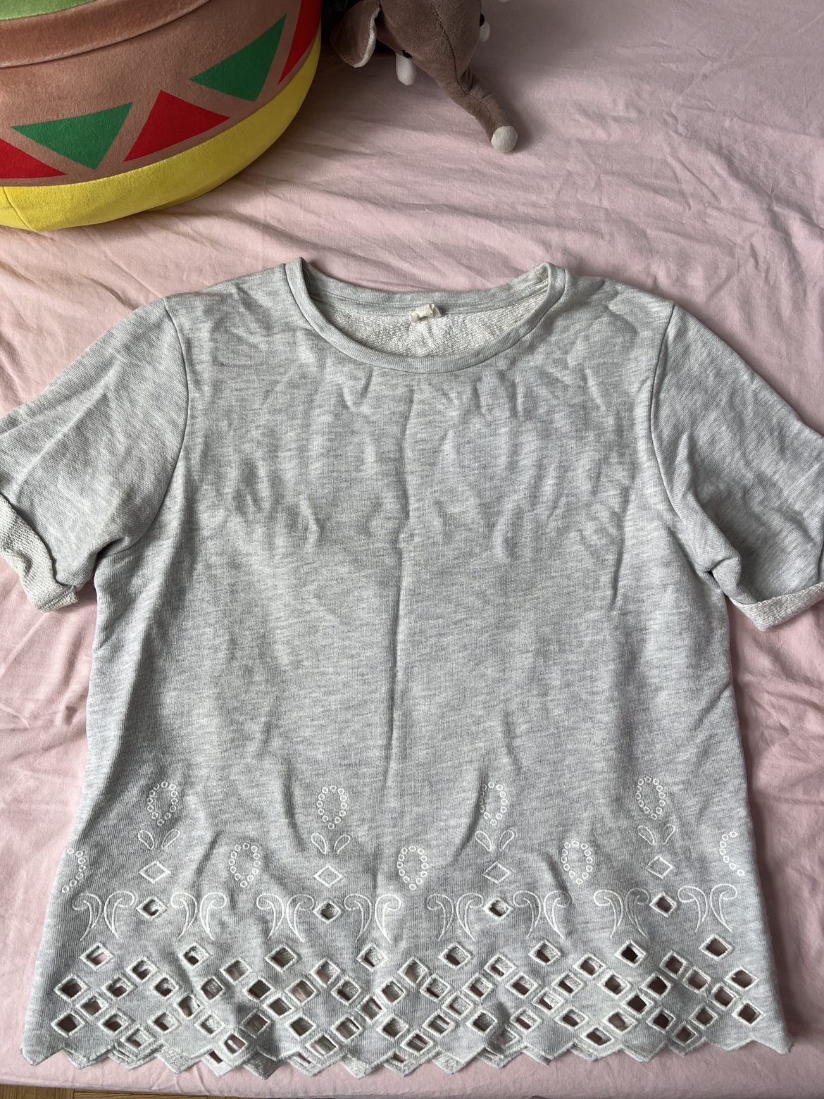 Grey top thumbnail