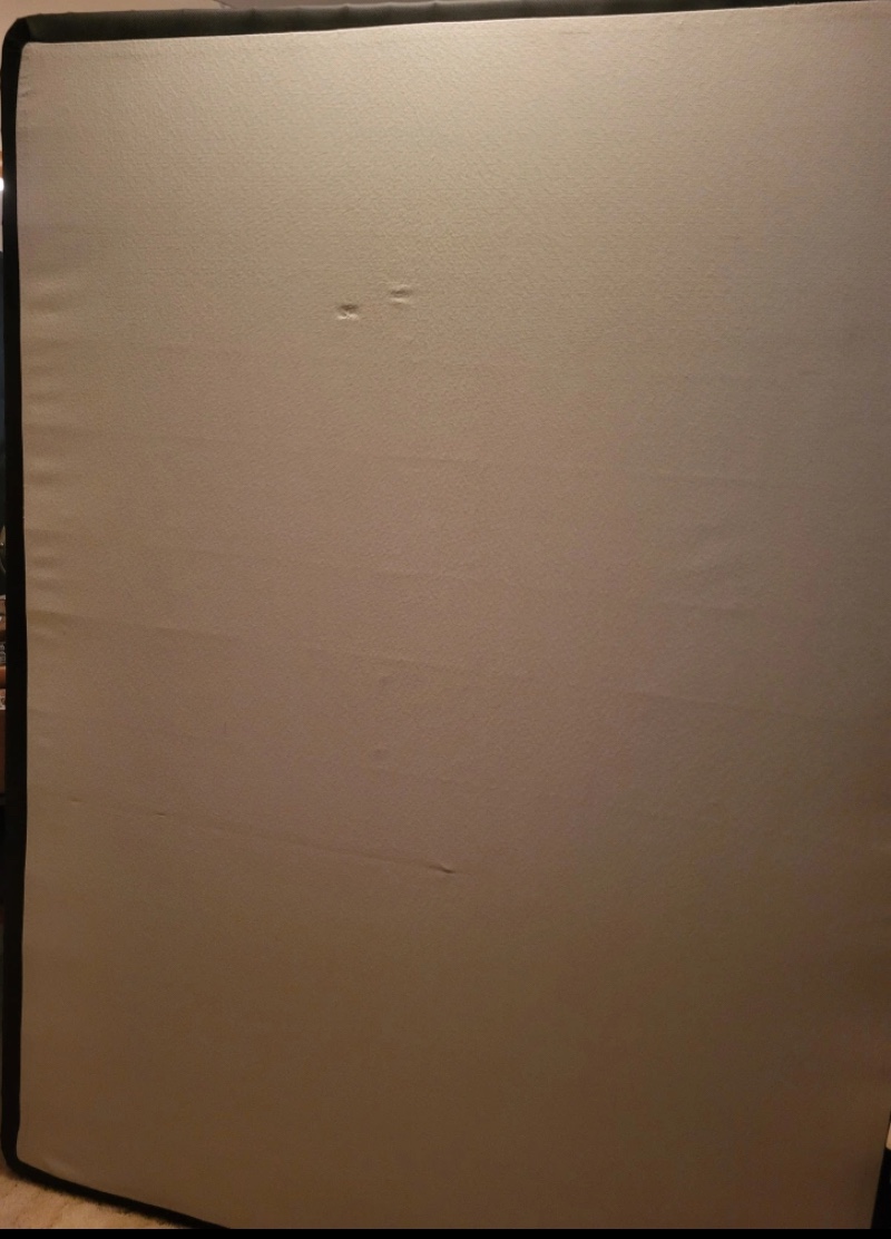 Bookmarked Wood Grain Queen Bed and Box, Free local 🚚 image indicator(4)