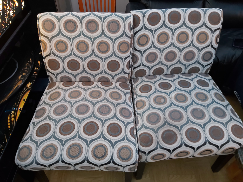 beautiful chair thumbnail