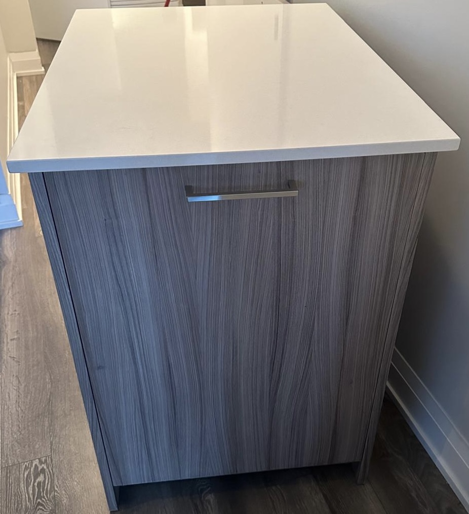 ⚠️MUST GO!⚠️Marble Kitchen Island with storage - photo 3
