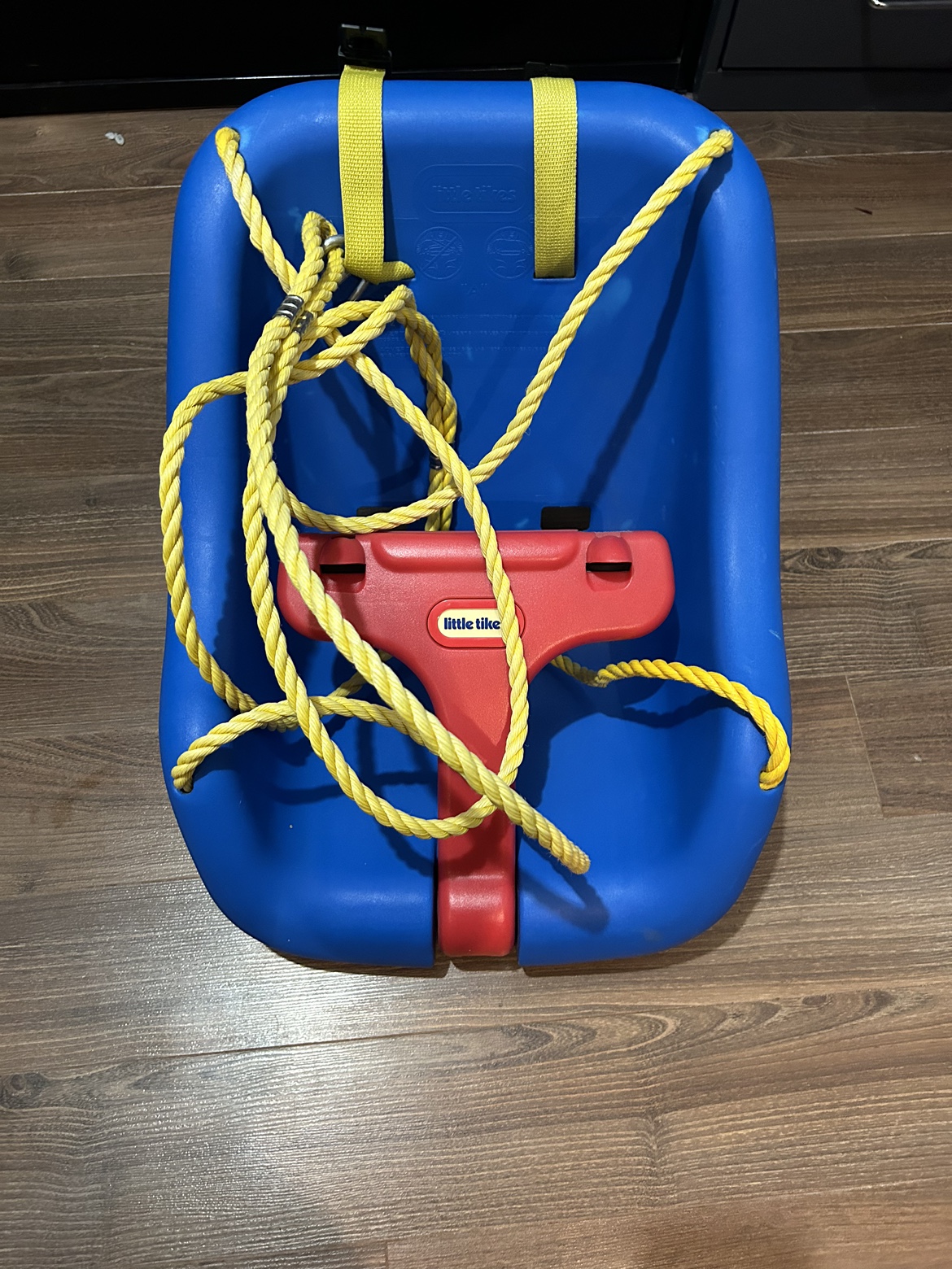 Baby swing