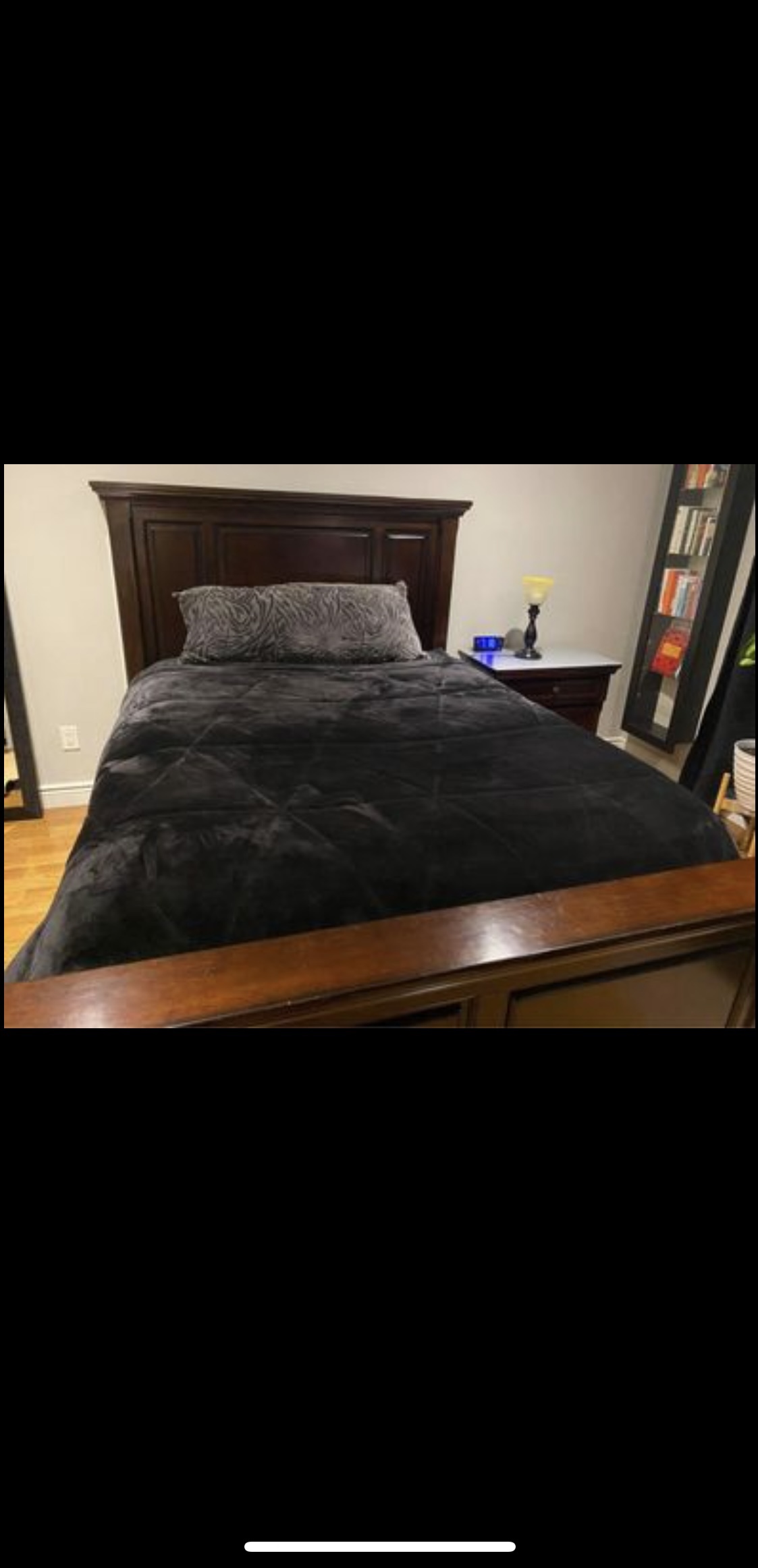 Queen Size Solid Wood Bed Frame & Boxspring - photo 2