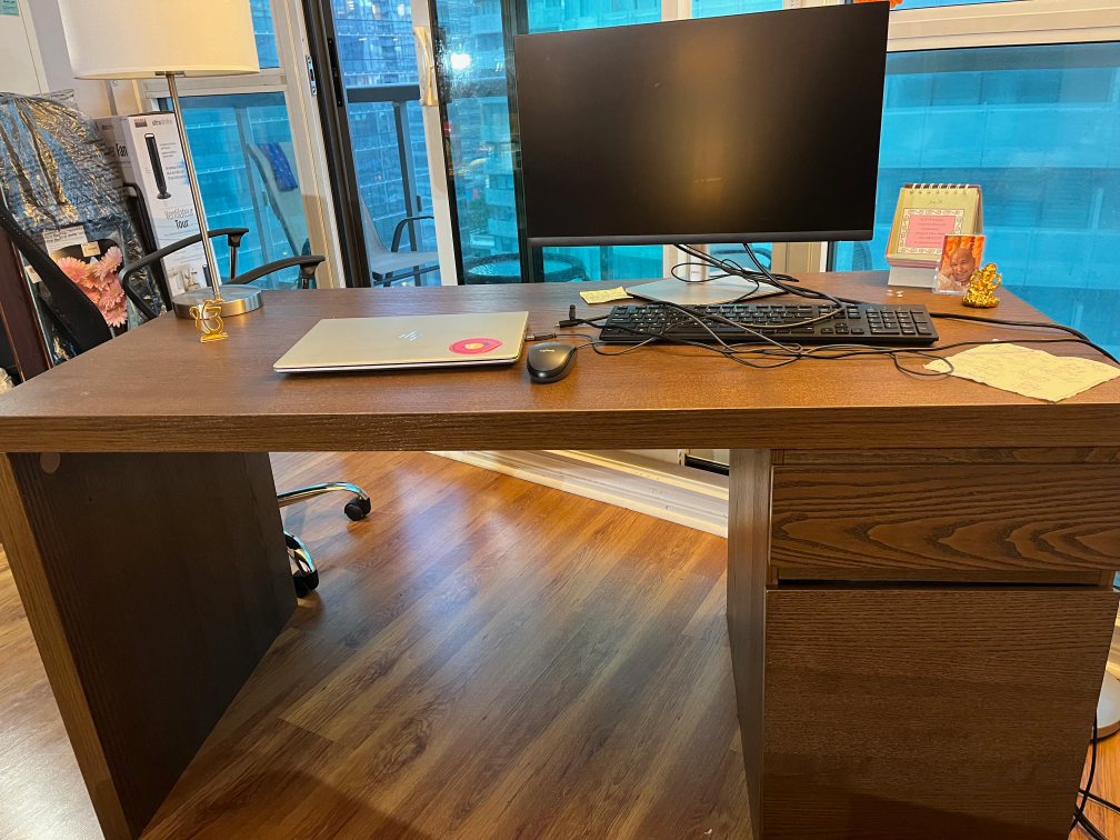 Office Desk in good condition for sale - photo 2