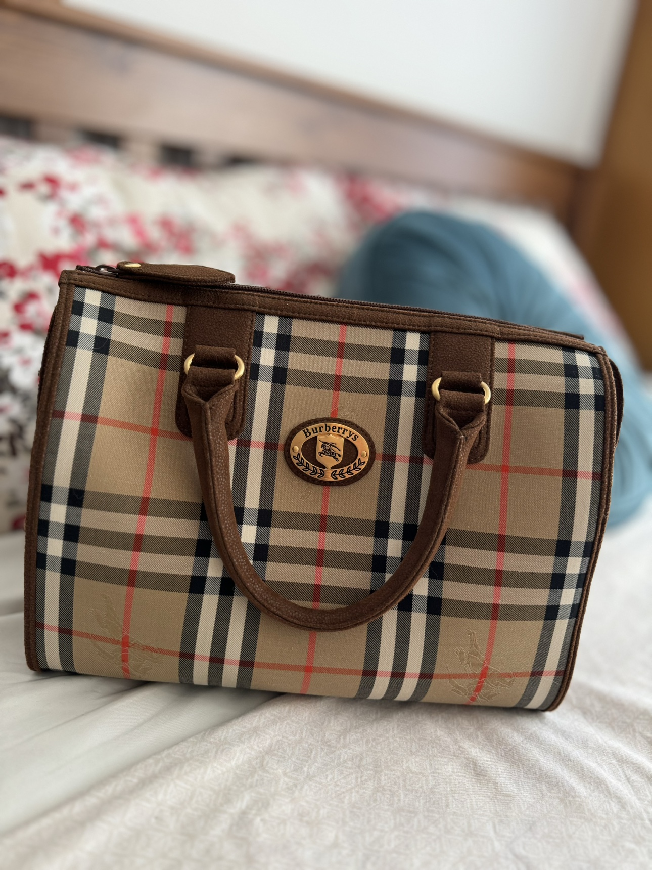 Burberry Boston bag