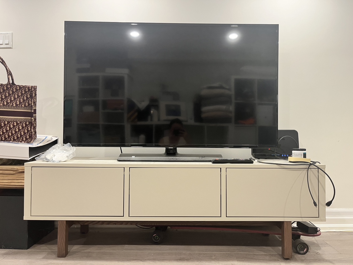 Samsung 58” TV and Ikea TV stand