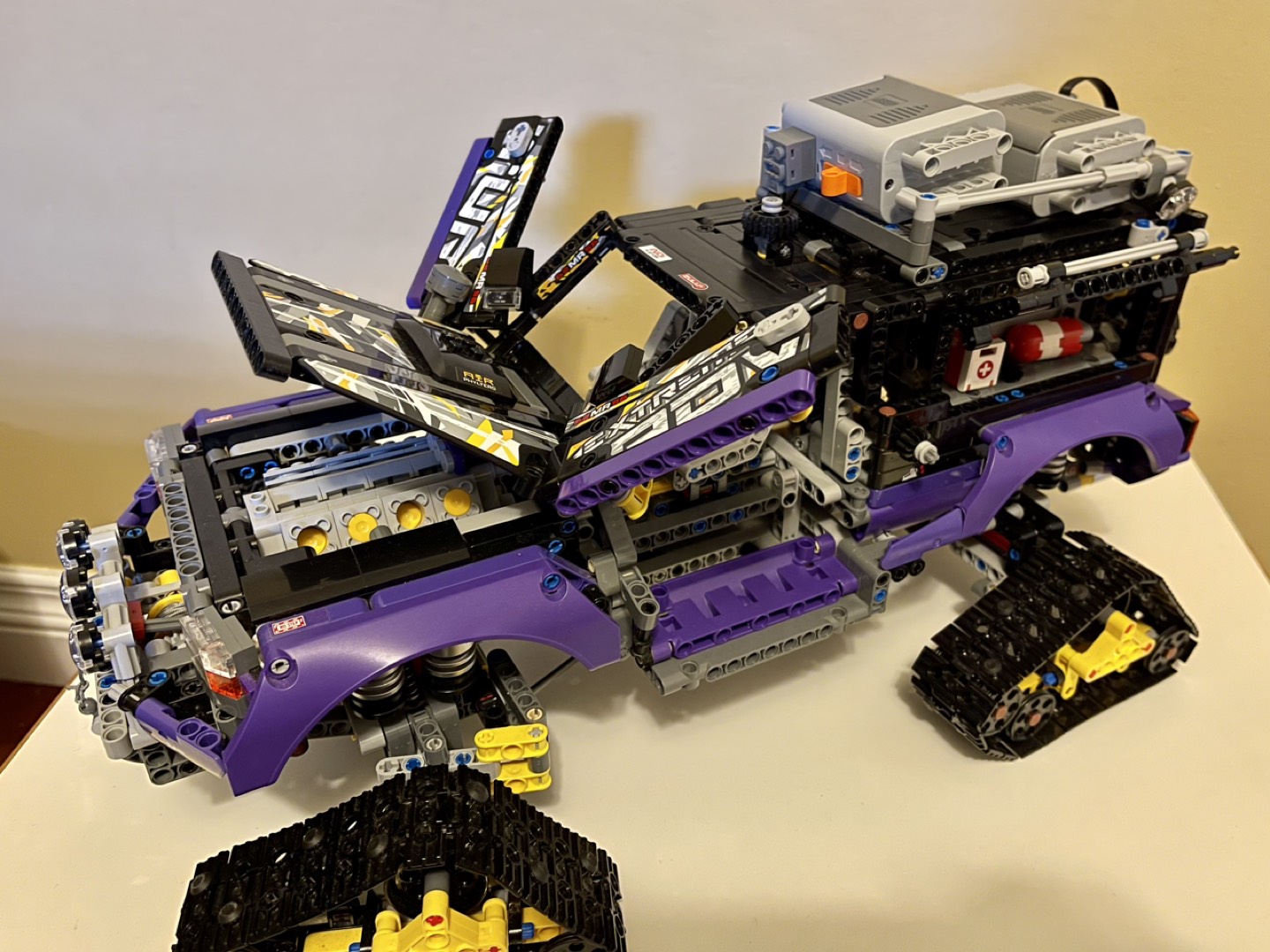 Lego Extreme Adventure Snowmobile + 2 Motor + lights image indicator(2)