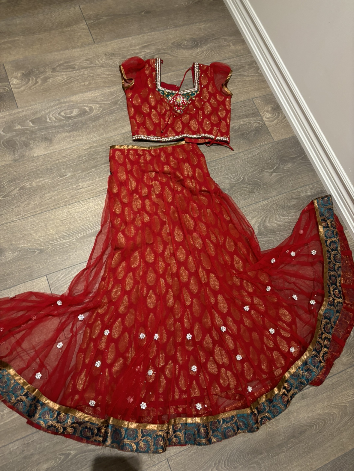 Beautiful child Indian clothes Legenga for 10-12 year old child - photo 2